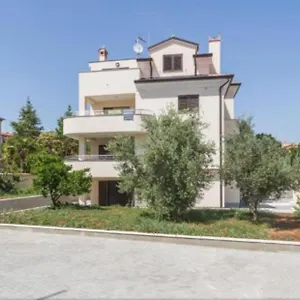 https://sara-rovinj.in-istria.net