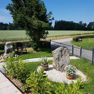 https://ferienwohnung-im-idyll.com-bavaria.com