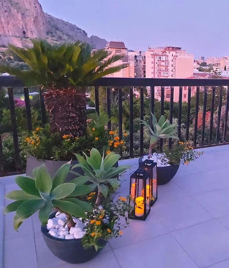 Apartment Ferienwohnung Gebel Grin Palermo
